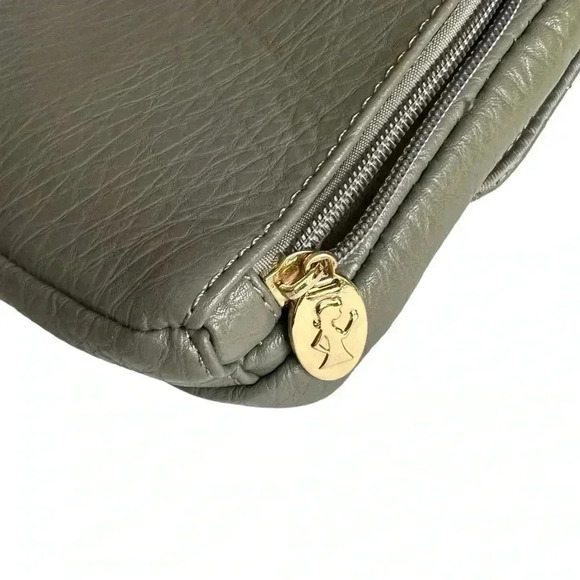 Quilted Gray Shoulder Bag - Picture 7 of 11